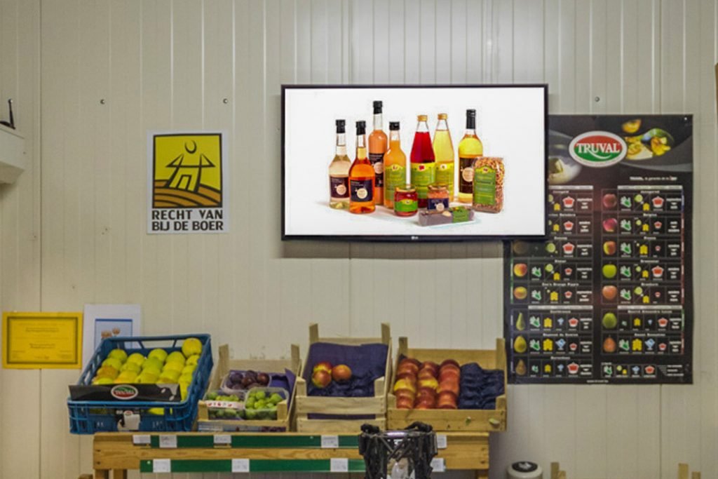 Fruit farmer digital signage